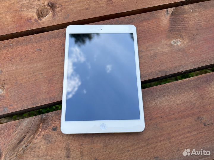 iPad mini версия Wi-Fi для детишек