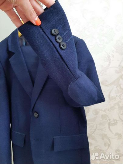 Костюм школьный