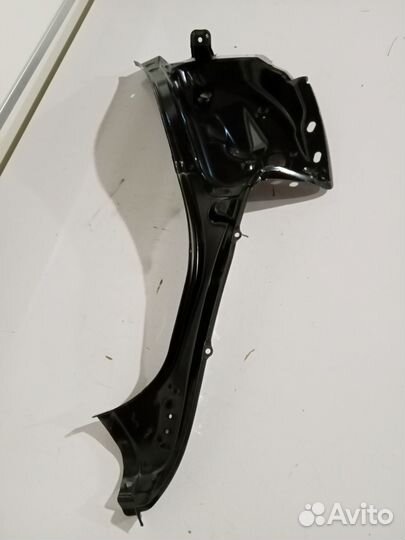 715501H210 Суппорт фонаря заднего левого Kia Ceed