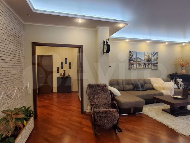 3-к. квартира, 126 м², 3/3 эт.