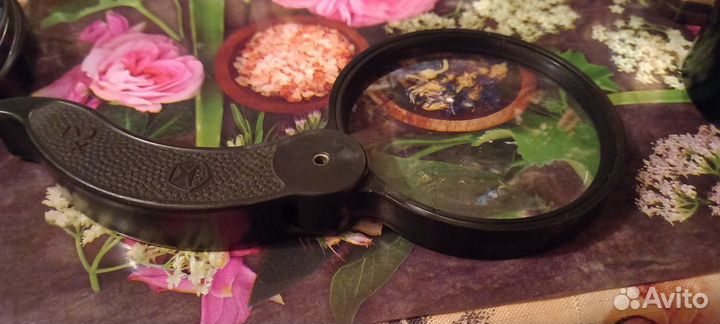 Лупа СССР в круглой коробке