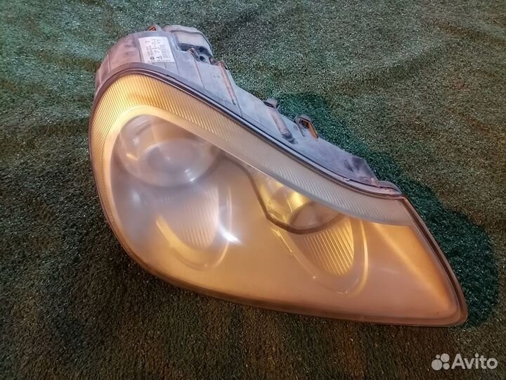 Фара правая 7L5941032G Porsche Cayenne 957