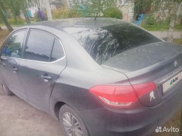 Площадка АКБ Citroen C4 2