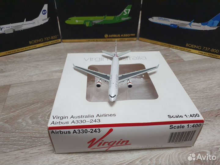 Модель самолета airbus a330-243 Virgin Australia
