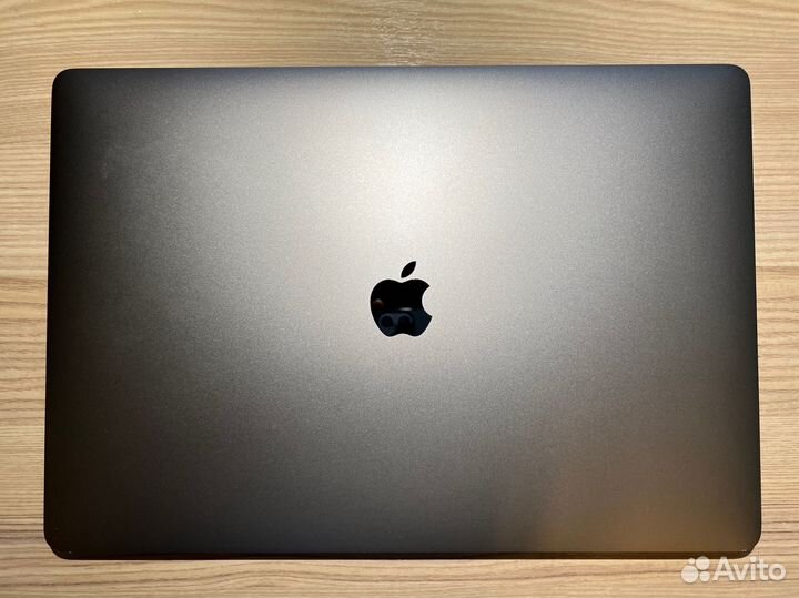 MacBook Pro 16 2019 (i9/32/512) Space Gray