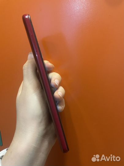 Xiaomi Redmi 8, 3/32 ГБ