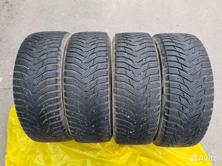 Kumho WinterCraft Ice WI31 215/60 R16