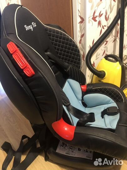 Автомобильное кресло BonyFix