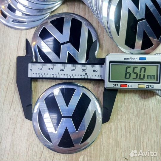 Наклейки на литые диски Volkswagen 65 мм