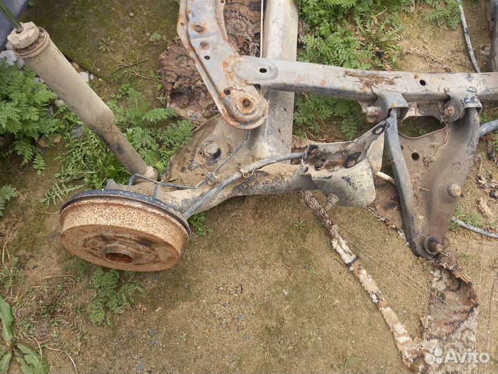 Задняя балка renault logan 1