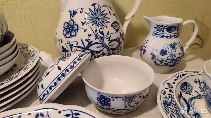 Чайный сервиз (Zwiebelmuster)