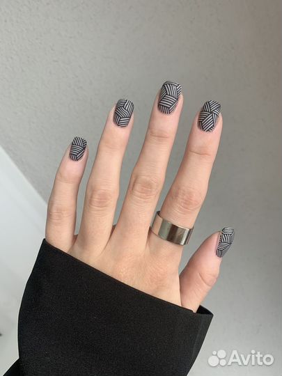 Мникюр, педикюр, наращивание ресниц, парикмахер