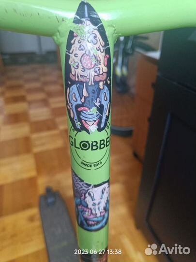 Трюковой самокат Globber GS 360