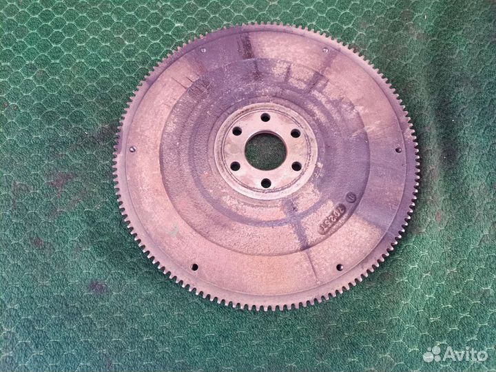 Моховик Дэу Нексия 1.5 л. 8 кл