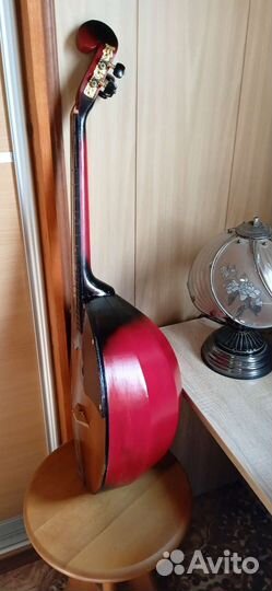 Народный инструмент. Домра тенор