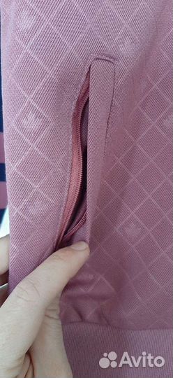 Костюм новый 140-146