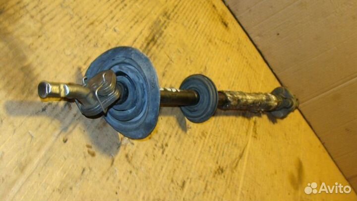 Рулевой вал Land rover discovery 3 07г