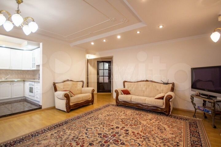 2-к. квартира, 80 м², 7/9 эт.