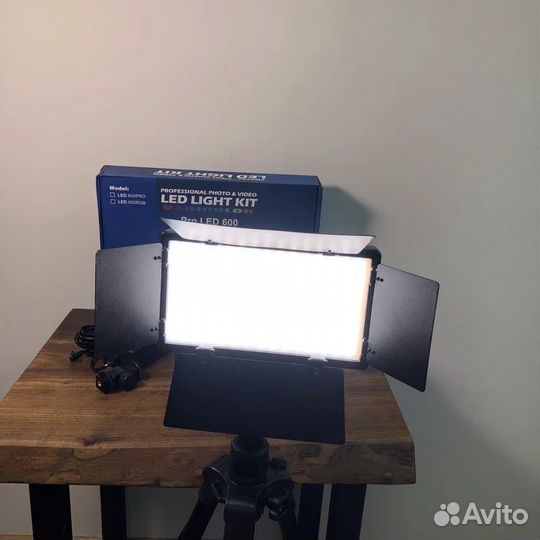 Видеосвет LED-600