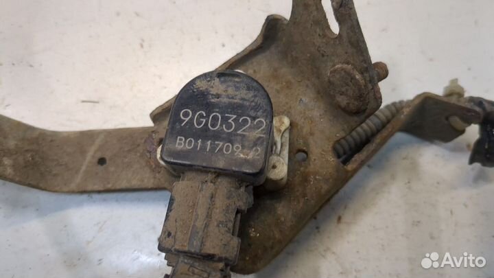 Датчик подвески левый задний Lexus RX, 2009