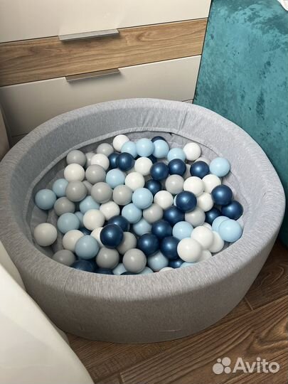 Сухой бассейн с шариками 150 шт