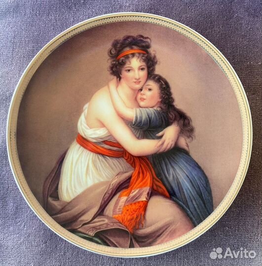 Тарелка настенная собачки лошади тройка Дед Мороз