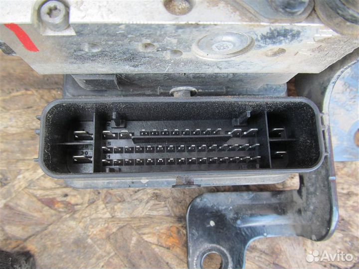 Блок ABS (насос) Hyundai Tucson TL III 3 2015