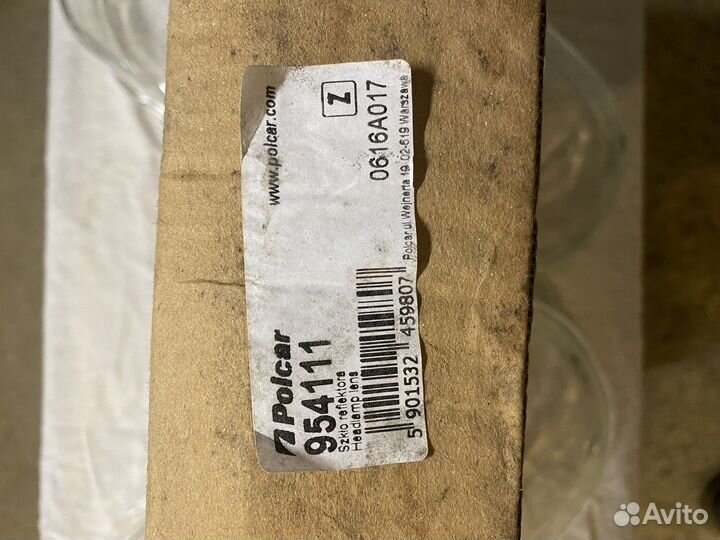 Стекла на фары golf 4