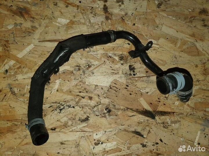 Трубка картерных газов Volkswagen Touareg