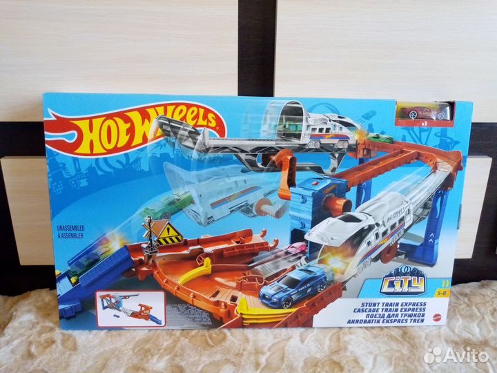Новый Hot wheels Поезд-экспресс GRW38 Оригинал
