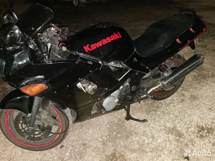 Кавасаки ззр 400-2