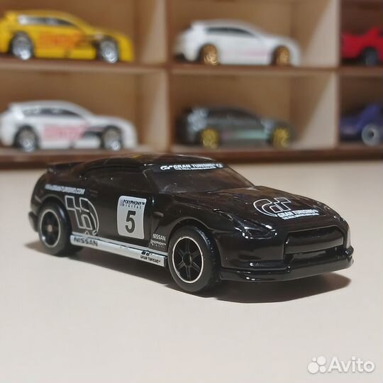 Hot Wheels Premium Nissan GT-R R35 Gran Turismo