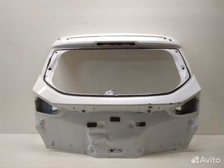 Крышка багажника Ford Focus 3 2011-2018