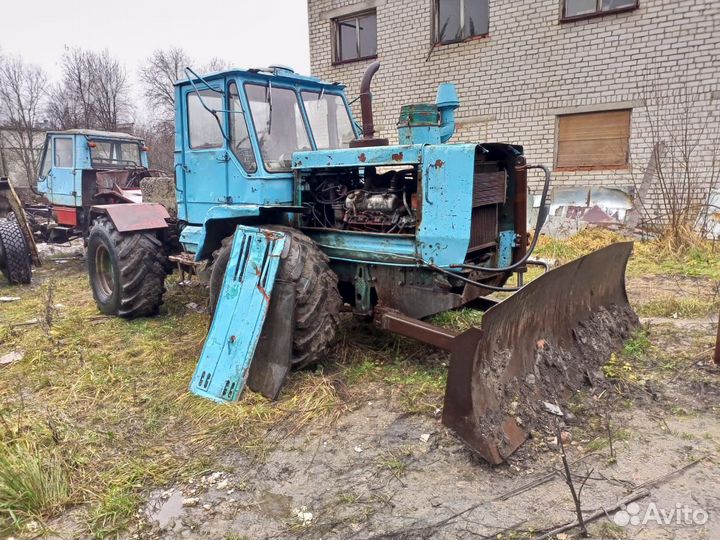 Запчасти на трактор Т150