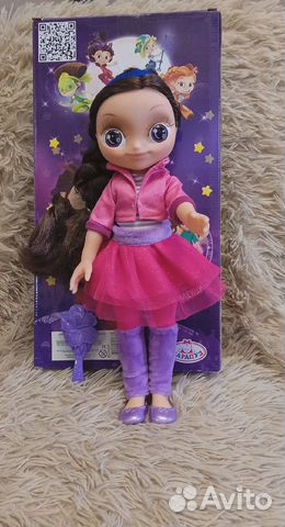 Интерактивная кукла Варя