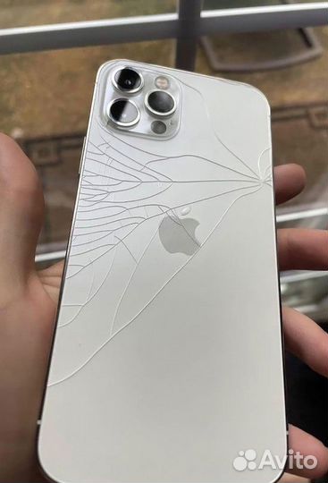 Замена задней крышки идеально и профессионально