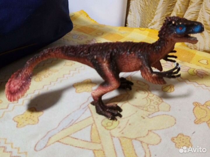 Дракон динозавр