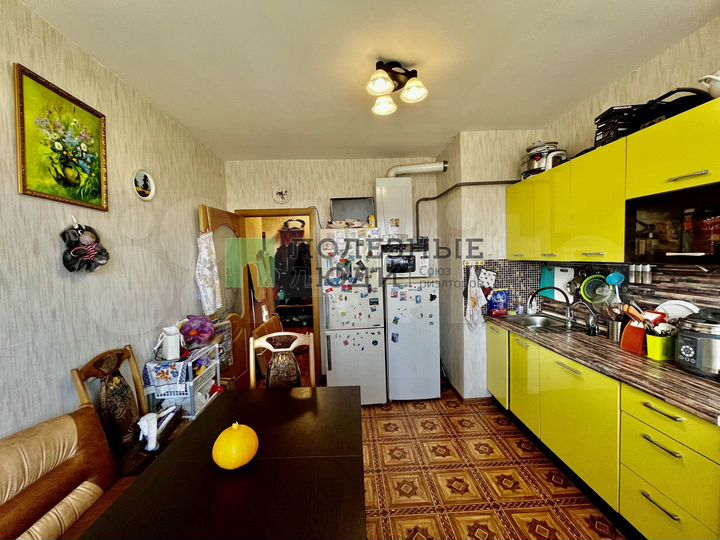 3-к. квартира, 78 м², 4/10 эт.