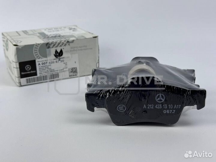 Тормозные колодки задние Mercedes-Benz A0074206720