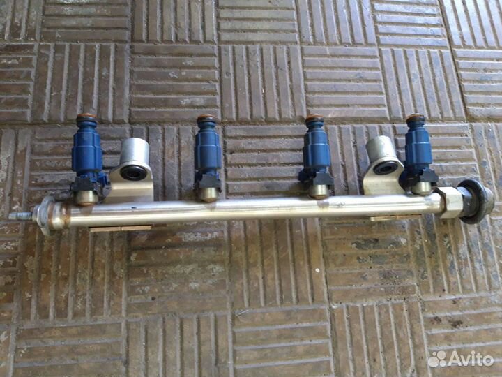 Форсунки топливные Hyundai solaris i30 1.4 2009г