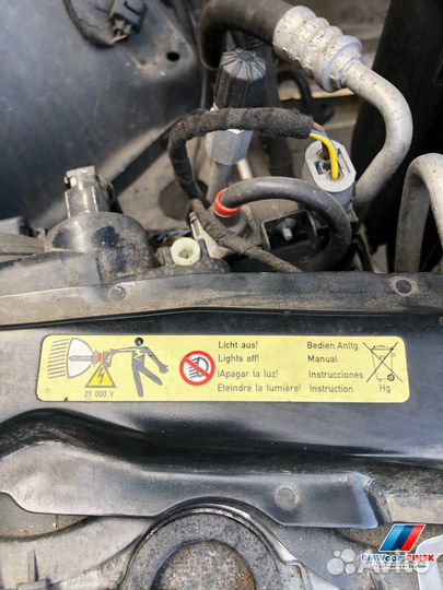 Передняя панель (телевизор) BMW 5 E39 рест. 2003