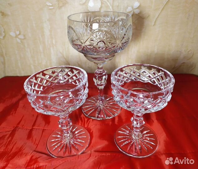 Ваза на ножке (конфетница) хрустальная