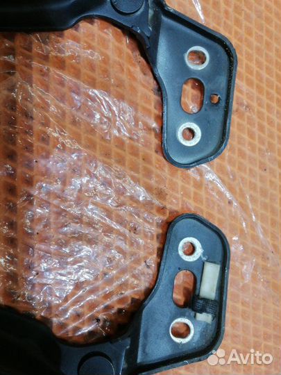 Петля капота Audi A6 C6 4F AUK 2007