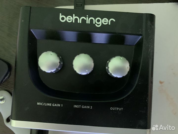 AKG p12 + behringer um2