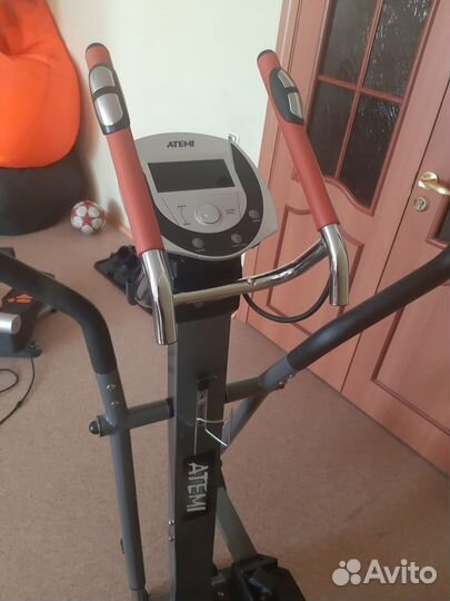 Эллиптический тренажер atemi