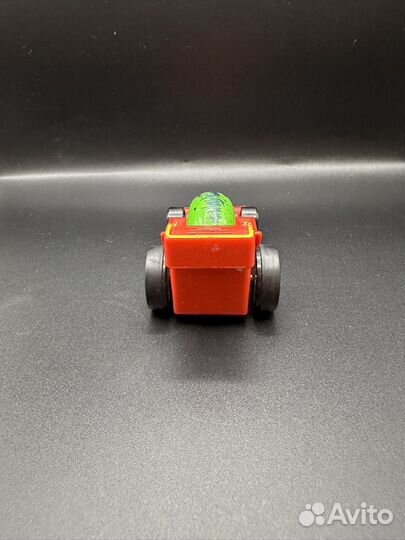 Машинка из макдональдс Hot Wheels