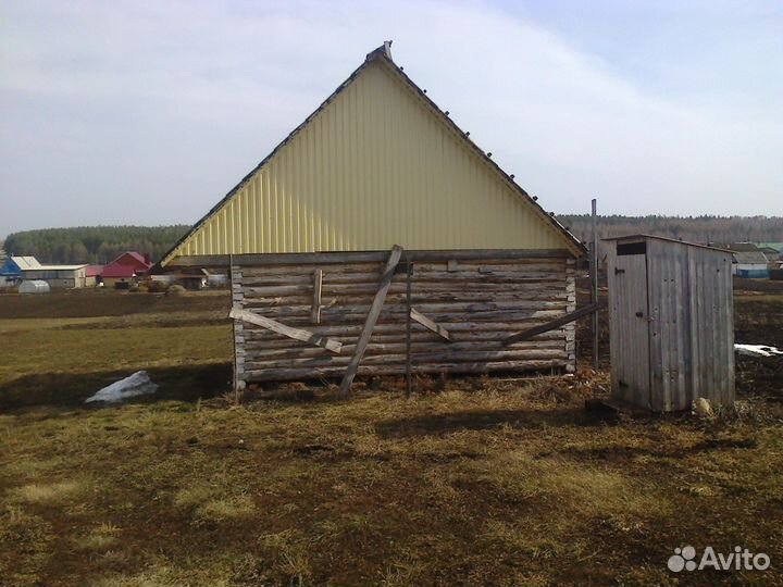 Земельный участок срубом на фундаменте
