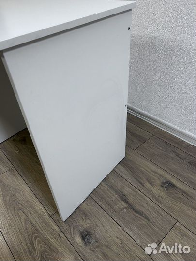 Письменный стол IKEA marren