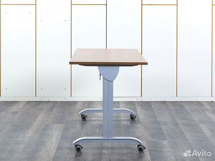 Офисный стол прямой