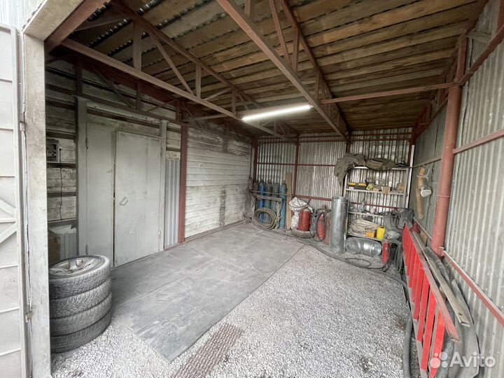 Пескоструйный участок вместе с оборудованием